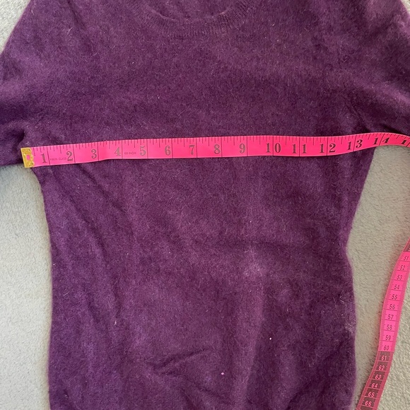 Lord and Taylor 100% cashmere eggplant colour sweater - Picture 5 of 5